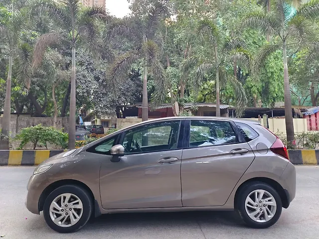 Used Honda Jazz [2015-2018] V Petrol in Mumbai