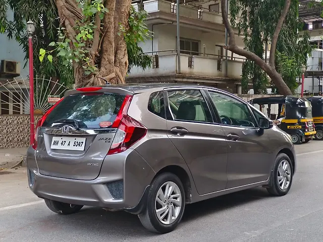 Used Honda Jazz [2015-2018] V Petrol in Mumbai