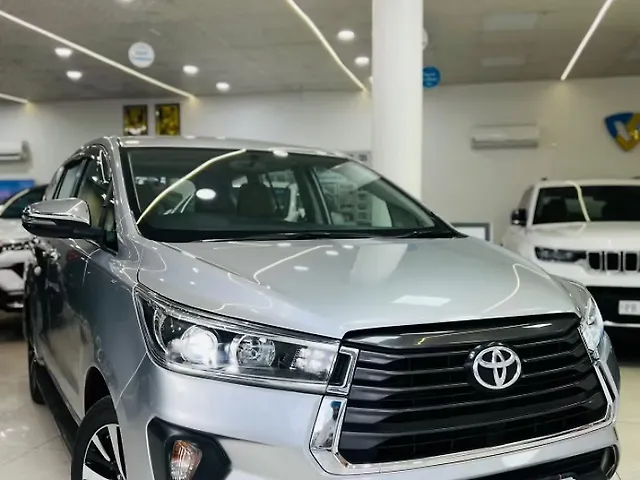 Used 2022 Toyota Innova Crysta in Mohali