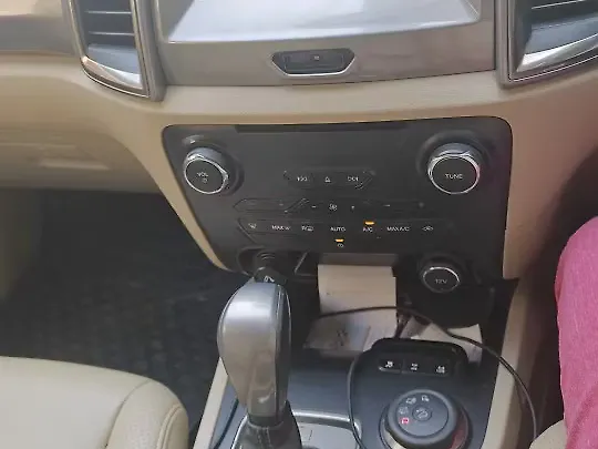 Used Ford Endeavour [2016-2019] Titanium 3.2 4x4 AT in Bangalore