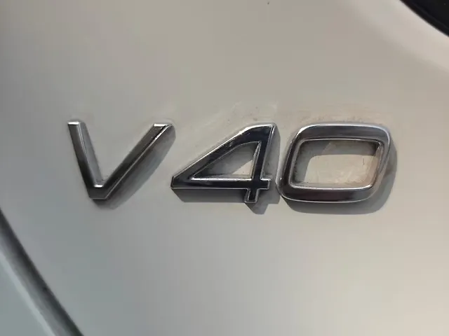 Used Volvo V40 [2016-2019] D3 Kinetic in Nashik
