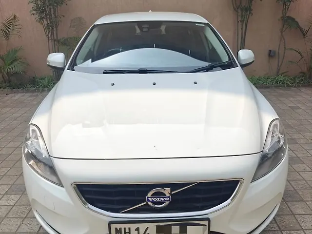 Used 2016 Volvo V40 in Nashik