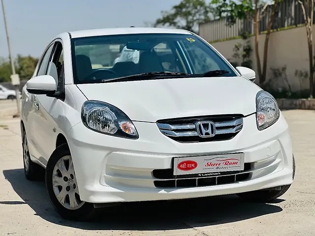 Used 2015 Honda Amaze in Ahmedabad