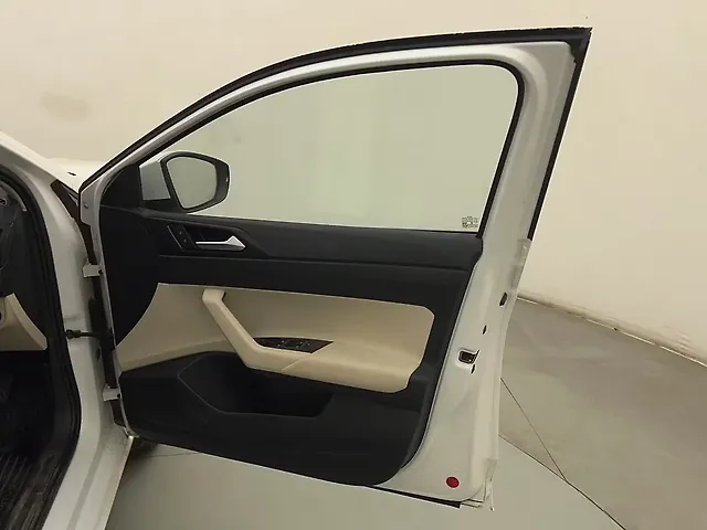 Used Volkswagen Virtus Comfortline Petrol 1.0L Turbo Manual in Thane