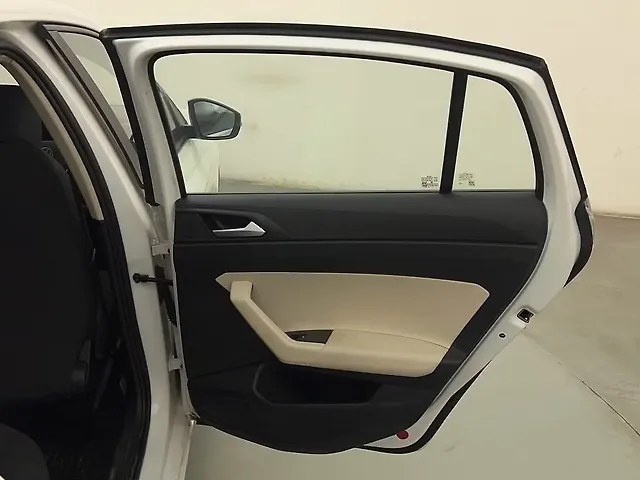 Used Volkswagen Virtus Comfortline Petrol 1.0L Turbo Manual in Thane