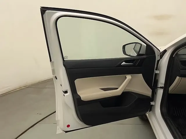 Used Volkswagen Virtus Comfortline Petrol 1.0L Turbo Manual in Thane
