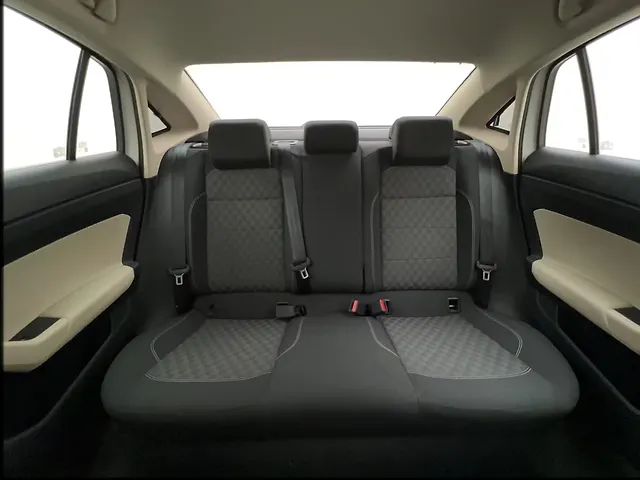 Used Volkswagen Virtus Comfortline Petrol 1.0L Turbo Manual in Thane