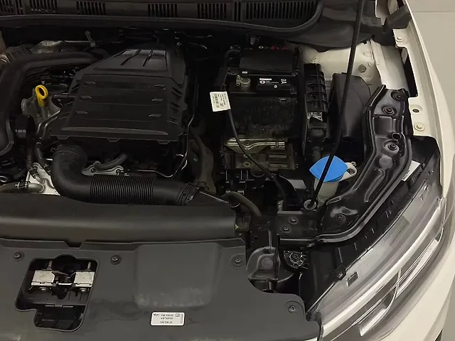 Used Volkswagen Virtus Comfortline Petrol 1.0L Turbo Manual in Thane