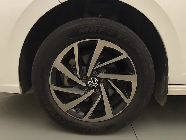Used Volkswagen Virtus Comfortline Petrol 1.0L Turbo Manual in Thane