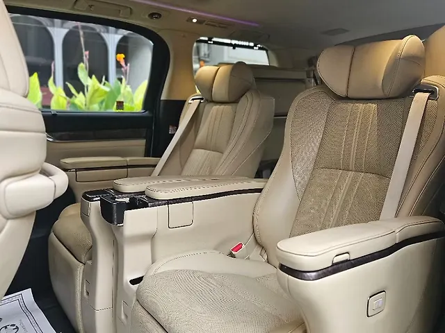 Used Toyota Vellfire [2020-2023] Hybrid in Mumbai