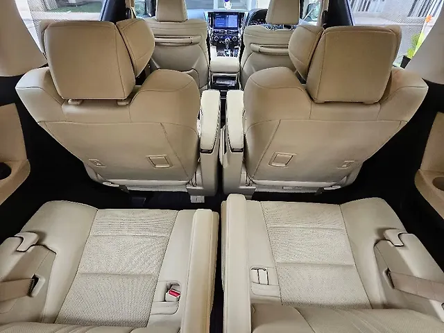 Used Toyota Vellfire [2020-2023] Hybrid in Mumbai