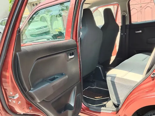 Used Maruti Suzuki Wagon R VXI 1.0 AGS [2023-2025] in Kolkata
