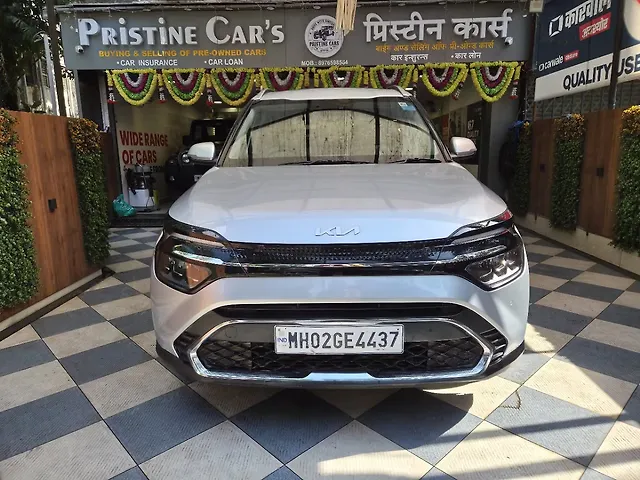 Used 2024 Kia Carens in Mumbai