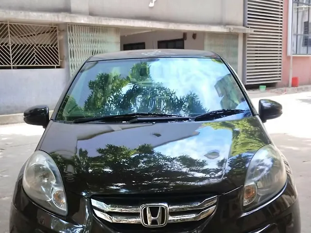 Used 2016 Honda Amaze in Thane