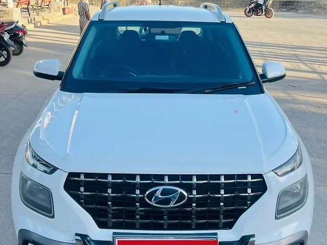Used 2020 Hyundai Venue in Thane