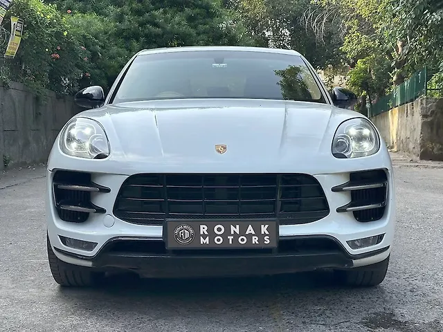 Used 2016 Porsche Macan in Delhi