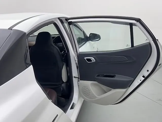 Used Hyundai Aura SX Plus Petrol Automatic in Ghaziabad