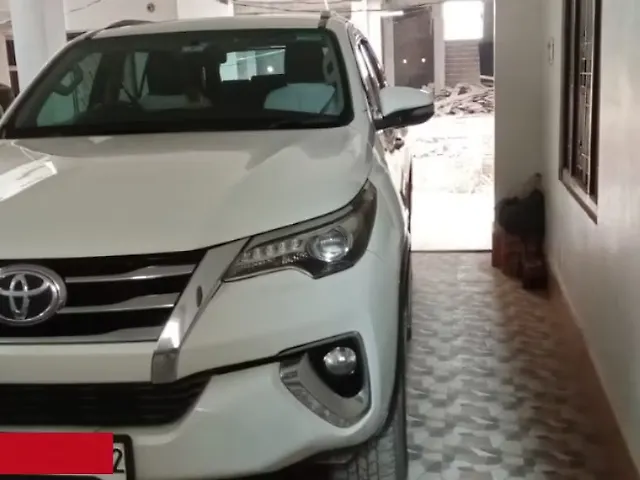 Used Toyota Fortuner [2016-2021] 2.8 4x2 MT [2016-2020] in Lucknow
