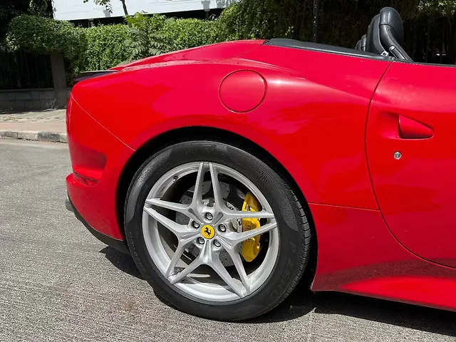 Used Ferrari California T in Mumbai