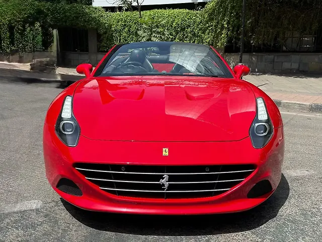 Used Ferrari California T in Mumbai