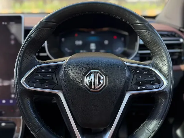 Used MG Hector Plus [2023-2025] Sharp Pro 1.5 Turbo Petrol CVT 6 STR in Mumbai