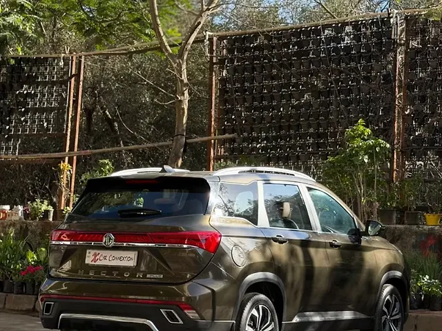 Used MG Hector Plus [2023-2025] Sharp Pro 1.5 Turbo Petrol CVT 6 STR in Mumbai