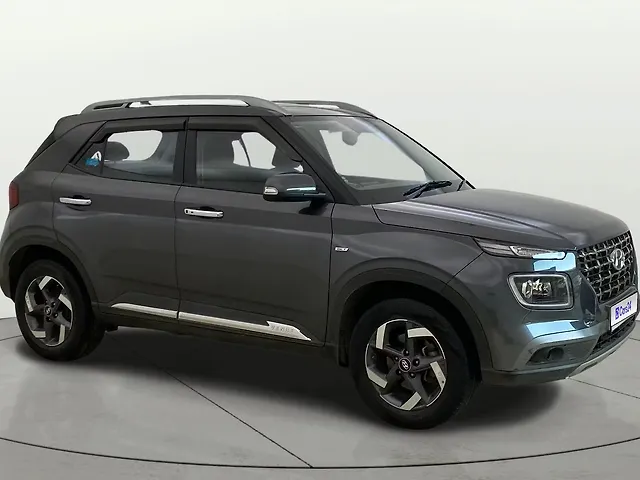Used 2022 Hyundai Venue in Thane