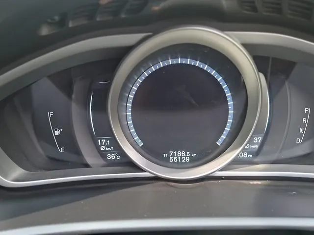Used Volvo V40 [2016-2019] D3 R-Design in Siliguri