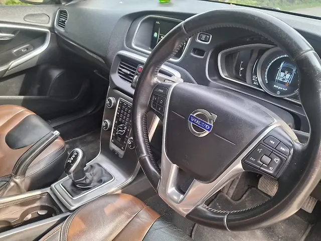 Used Volvo V40 [2016-2019] D3 R-Design in Siliguri