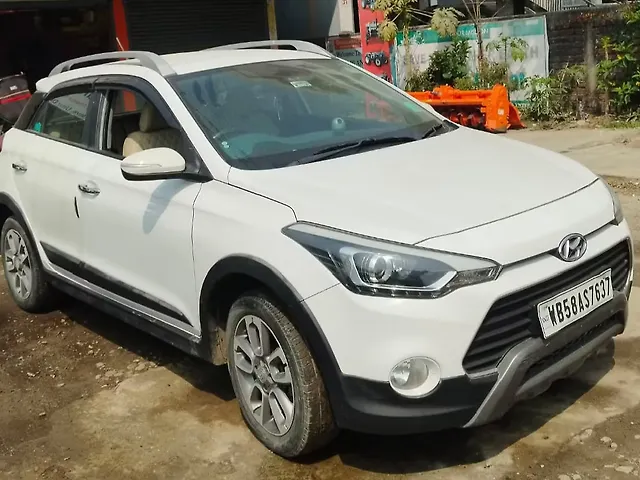 Used Hyundai i20 Active 1.2 SX in Siliguri