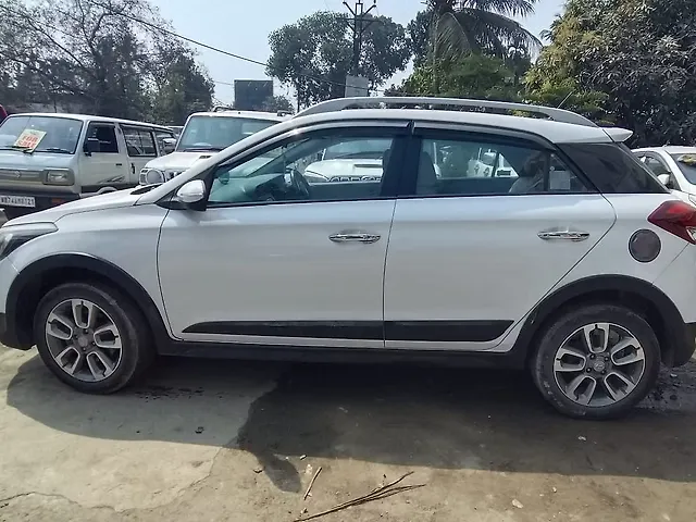 Used Hyundai i20 Active 1.2 SX in Siliguri