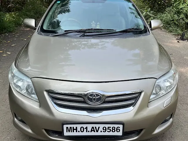 Used 2011 Toyota Corolla Altis in Mumbai