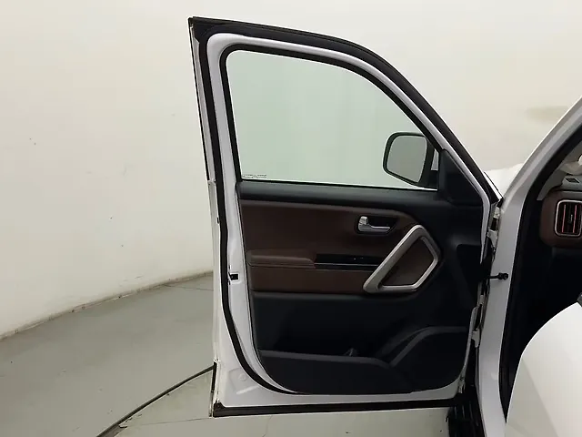 Used Mahindra Scorpio N Z8 L Diesel AT 4WD 7 STR [2022] in Mumbai