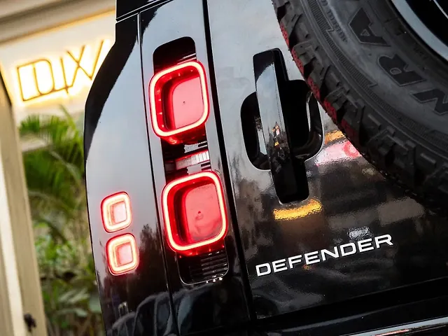 Used Land Rover Defender 110 X Dynamic HSE Petrol 2.0L Turbo Automatic 5 STR in Delhi