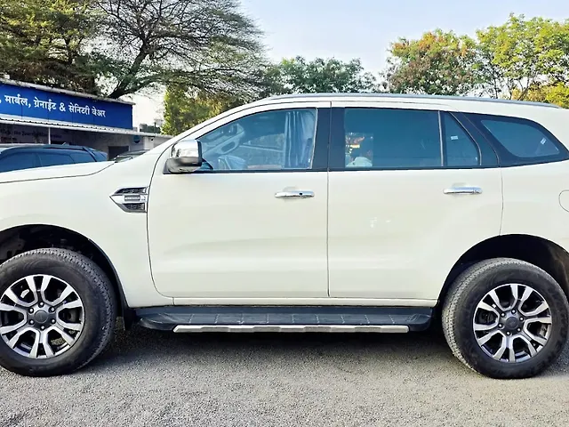 Used Ford Endeavour Titanium Plus 2.0 4x4 AT in Pune