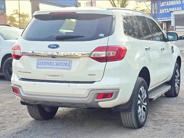 Used Ford Endeavour Titanium Plus 2.0 4x4 AT in Pune