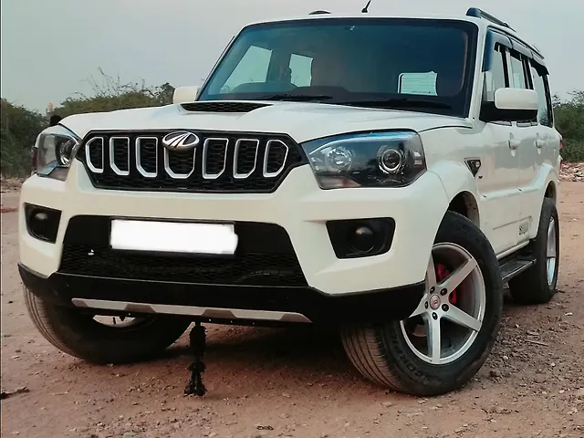 Used Mahindra Scorpio 2021 S7 140 2WD 7 STR in Agra