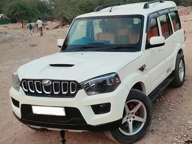 Used Mahindra Scorpio 2021 S7 140 2WD 7 STR in Agra