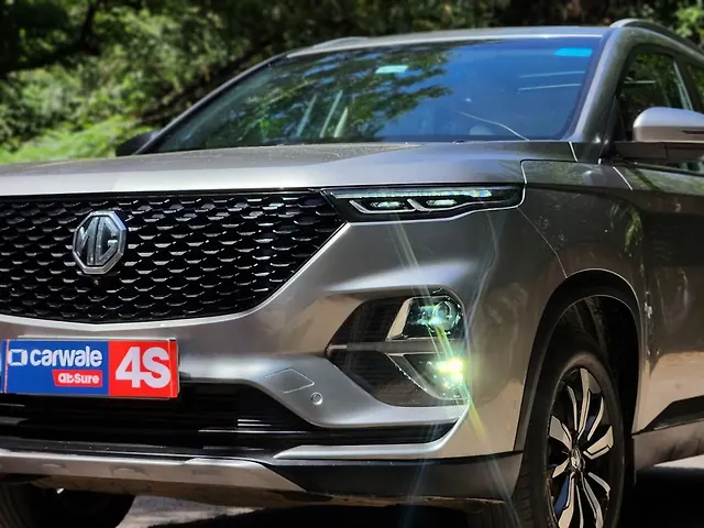 Used 2020 MG Hector Plus in Delhi