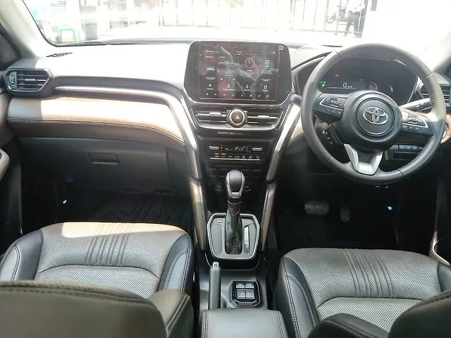 Used Toyota Urban Cruiser Hyryder V Hybrid [2023-2025] in Bangalore