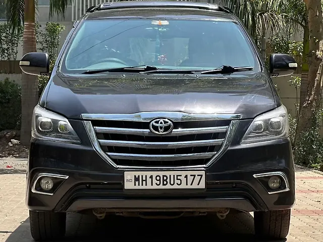 Used 2014 Toyota Innova in Nashik