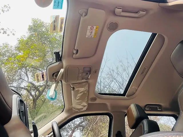 Used Mahindra Scorpio N Z8 L Petrol AT 7 STR [2022] in Delhi