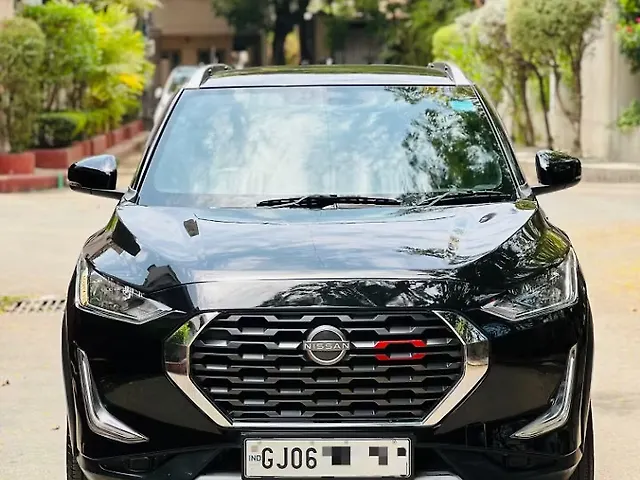 Used 2023 Nissan Magnite in Surat