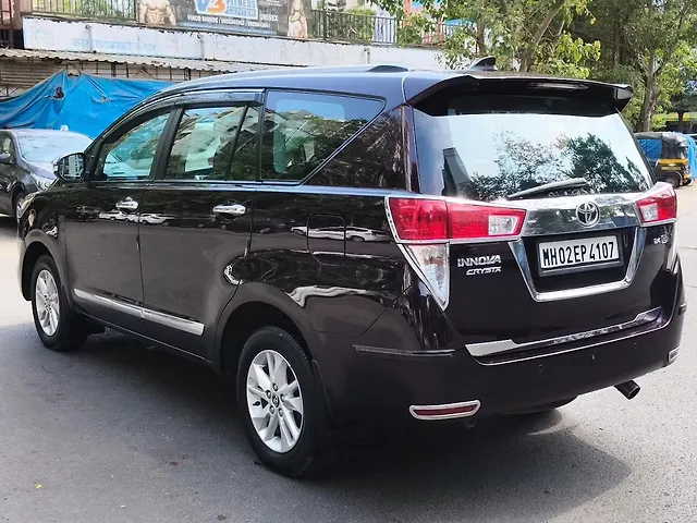 Used Toyota Innova Crysta [2016-2020] 2.4 G 8 STR [2016-2017] in Mumbai