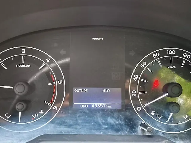 Used Toyota Innova Crysta [2016-2020] 2.4 G 8 STR [2016-2017] in Mumbai