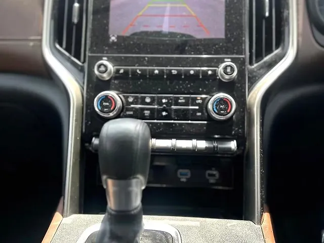 Used Mahindra Scorpio N Z8 L Petrol AT 7 STR [2022] in Delhi