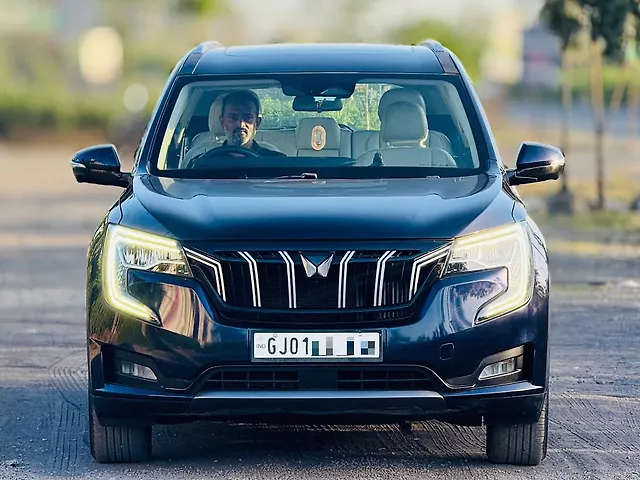 Used 2022 Mahindra XUV700 in Surat