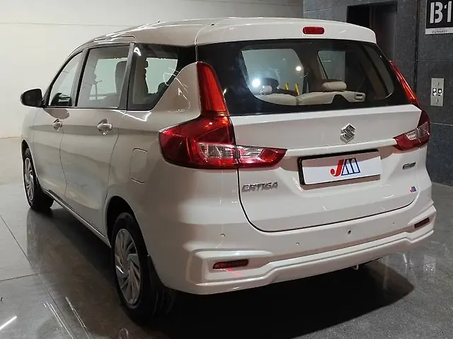 Used Maruti Suzuki Ertiga [2018-2022] VXi AT in Ahmedabad