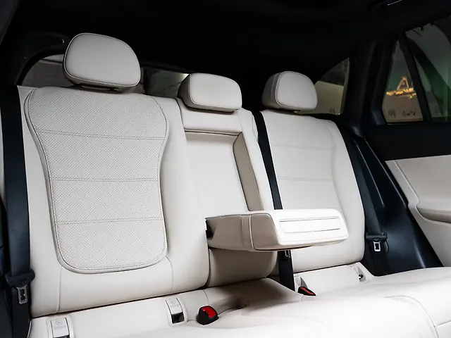 Used Mercedes-Benz GLC [2019-2023] 220d 4MATIC Progressive in Chandigarh