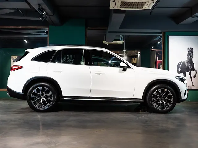 Used Mercedes-Benz GLC [2019-2023] 220d 4MATIC Progressive in Chandigarh